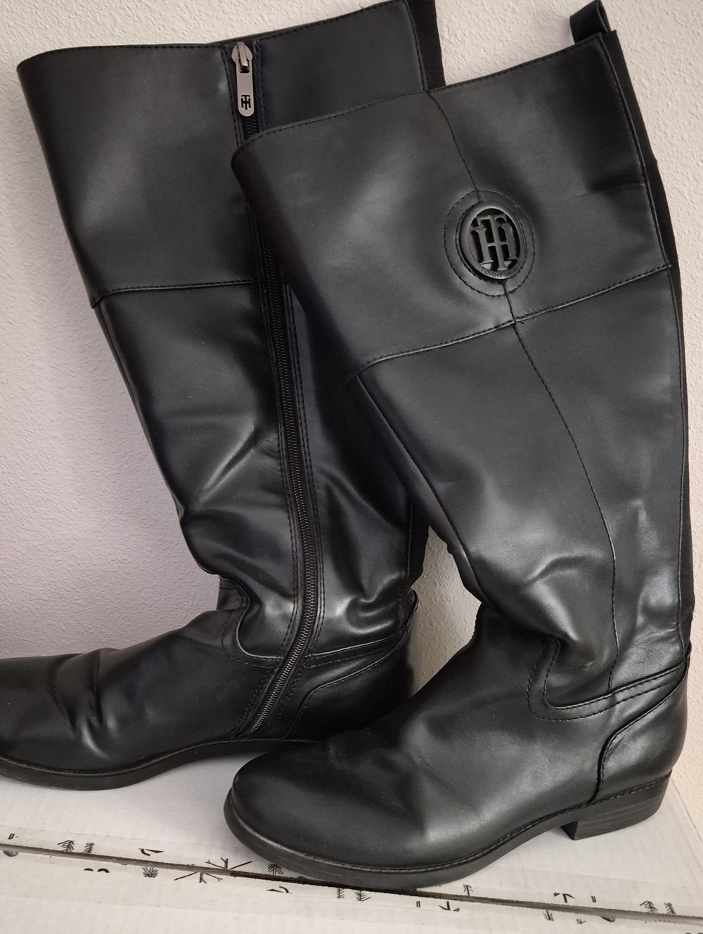 TOMMY HILFIGER IDINA Riding Boots, Tall, Black Size 8.5 Wide Calf